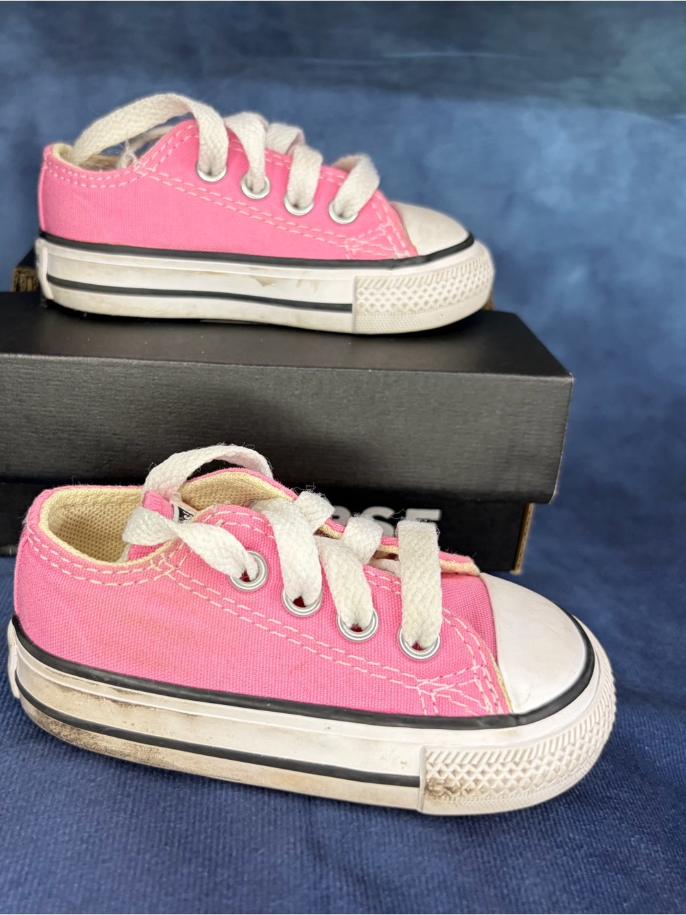 Converse Kids Pink Canvas Low-Top Sneakers Size 3C
